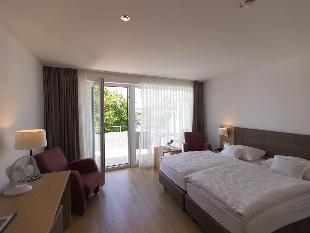 Hotel Seepark Garni Uberlingen Buitenkant foto