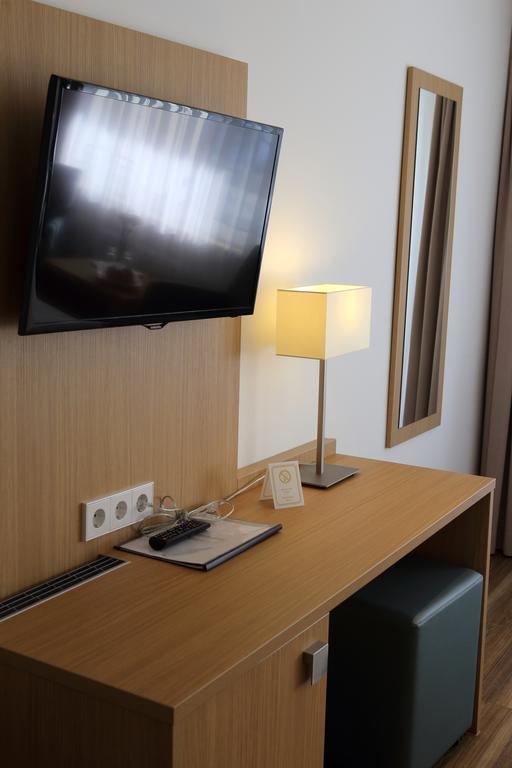 Hotel Seepark Garni Uberlingen Buitenkant foto