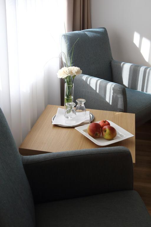 Hotel Seepark Garni Uberlingen Buitenkant foto