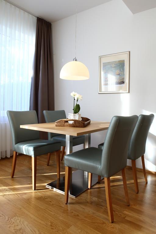 Hotel Seepark Garni Uberlingen Buitenkant foto