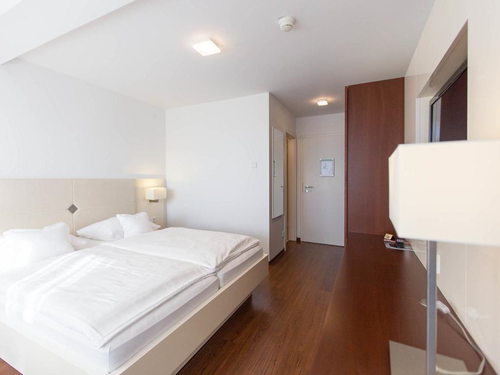 Hotel Seepark Garni Uberlingen Buitenkant foto